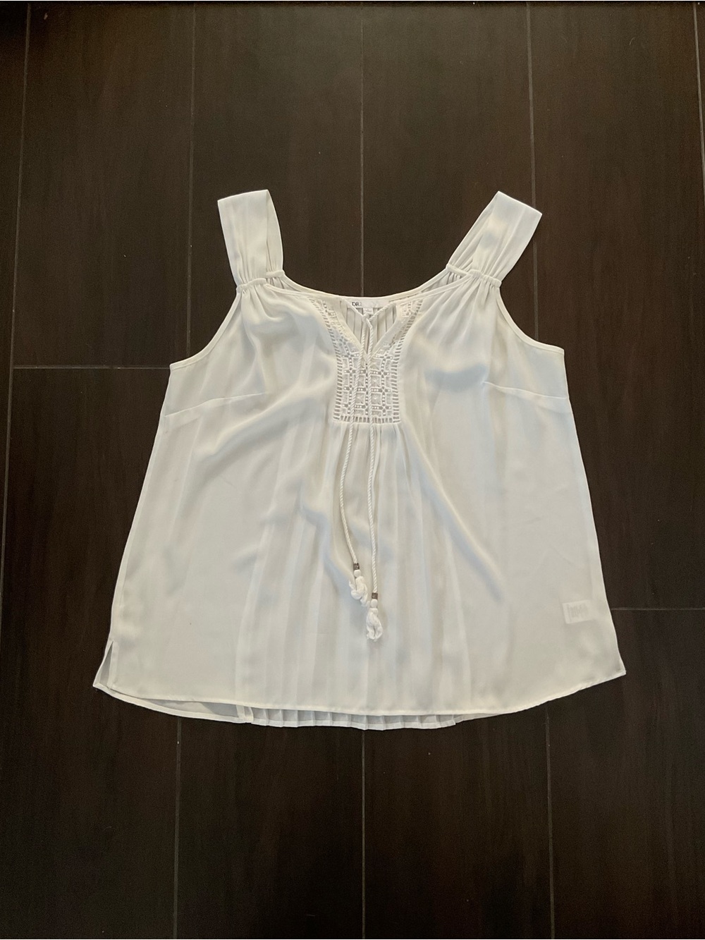 DR2 White Crochet-Accent Sleeveless Top